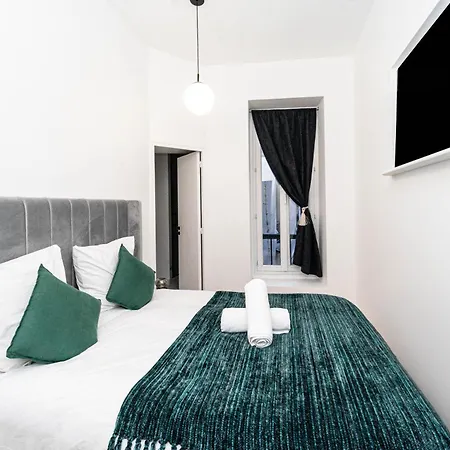 Pick A Flat's In Notre-dame De - Rue Saint-séverin * Parigi